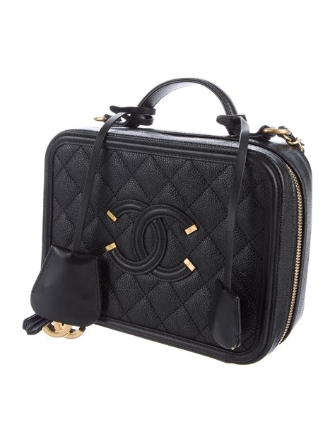 chanel filigree vanity case sizes